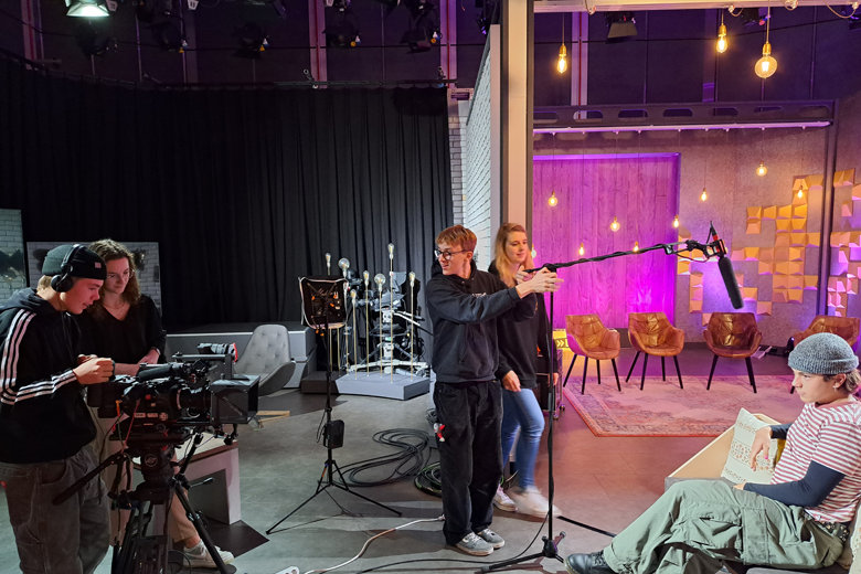 Medien1
