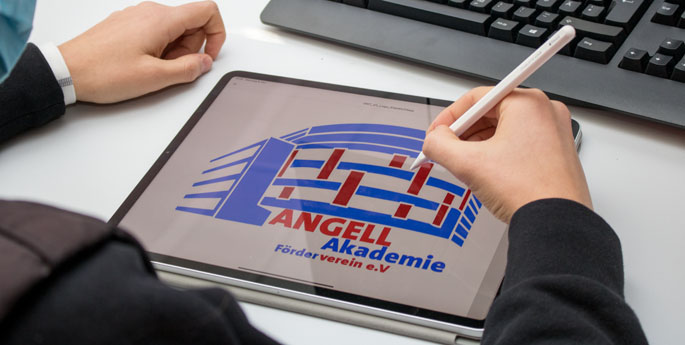 Logoentwicklung im Fach Gestaltung und Medienentwicklung