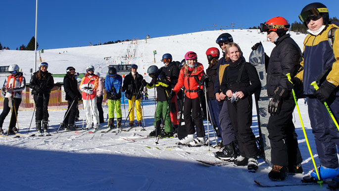 Skiausfahrt der Mittelstufenschüler*innen auf den Feldberg 